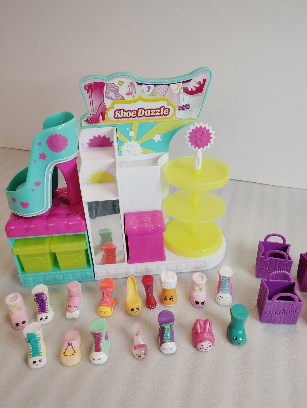 Shoe Dazzle Playset - Pink, Aqua & Yellow Kids Toys Shopkins